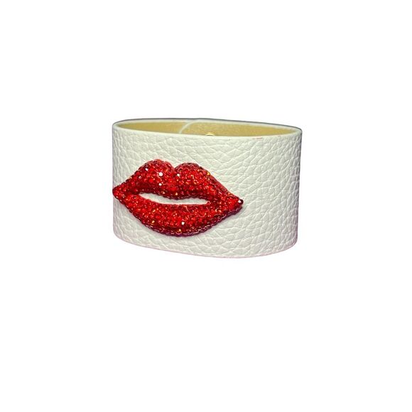 Rhinestone Kiss Red Lip White Cuff Bracelet Adjustable Snap - Picture 14 of 14